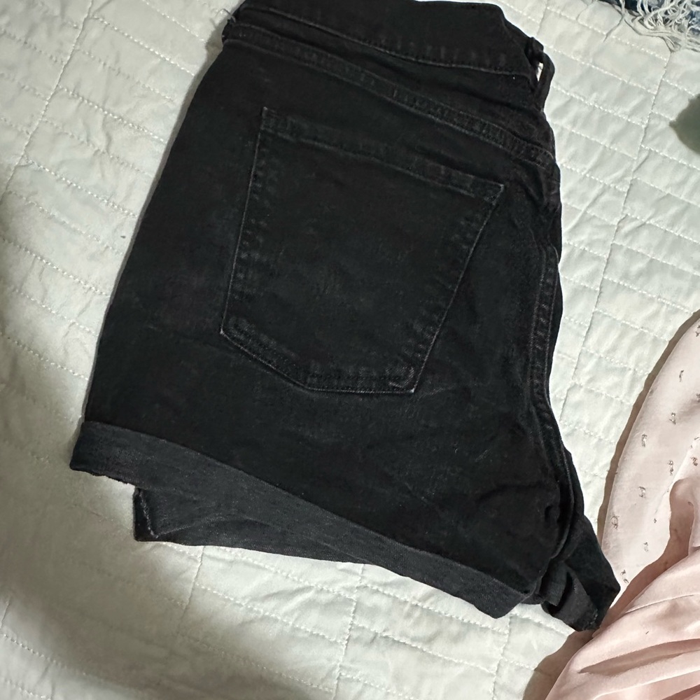 Old Navy Black Women's Shorts
